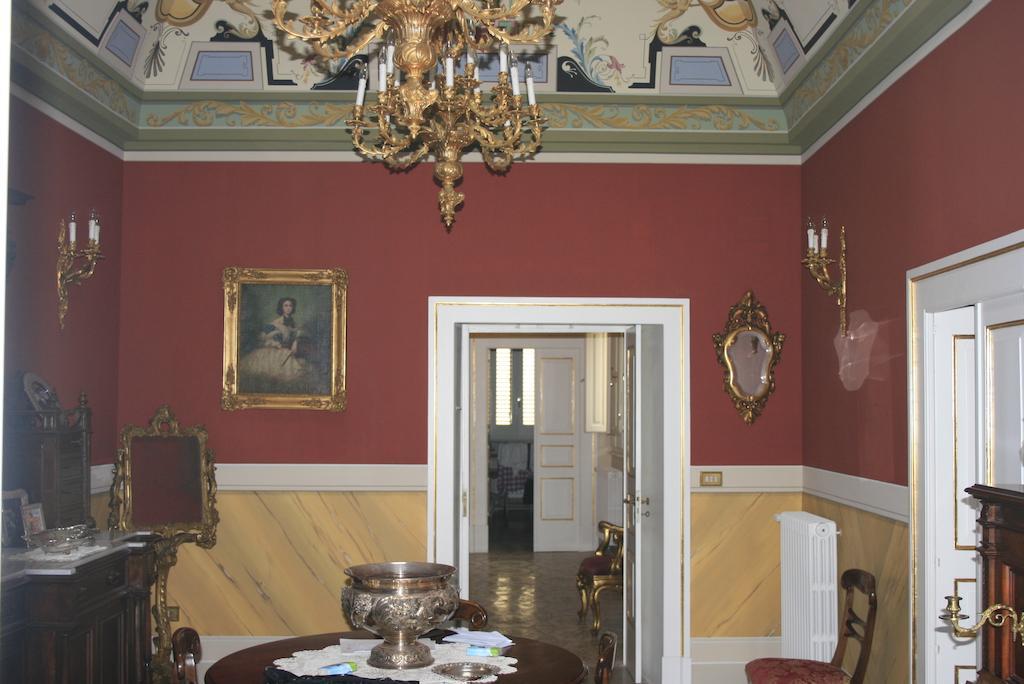 Palazzo Franza Musaro Ugento Bagian luar foto